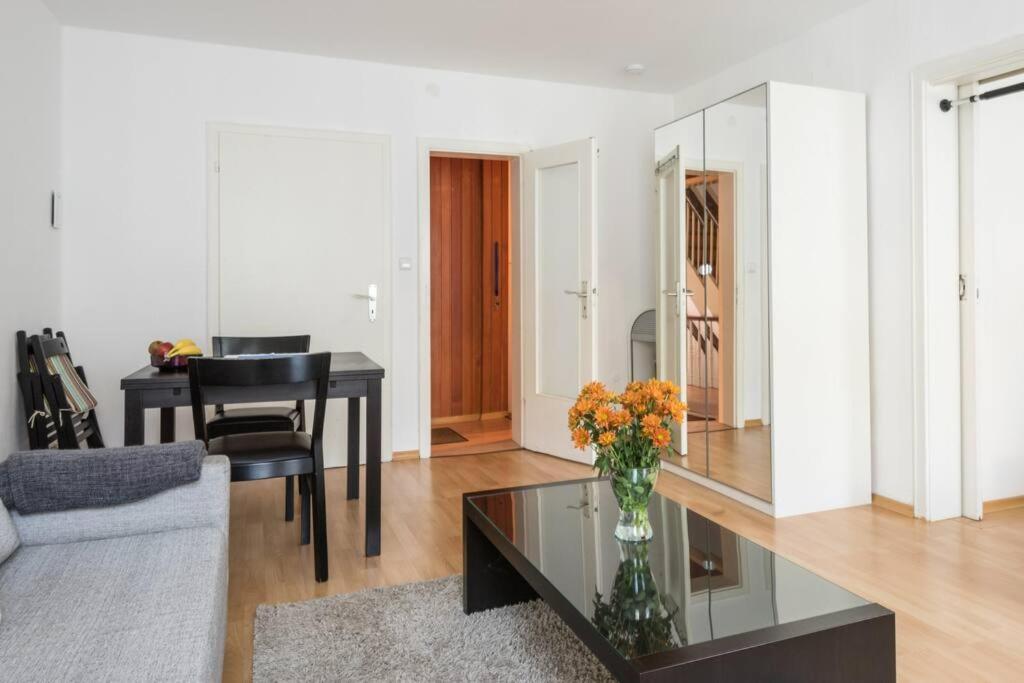Gemuetliche Wohnung Im Schwarzwald In Bester Lage Von Bad Wildbad Dış mekan fotoğraf
