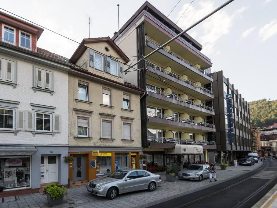 Gemuetliche Wohnung Im Schwarzwald In Bester Lage Von Bad Wildbad Dış mekan fotoğraf
